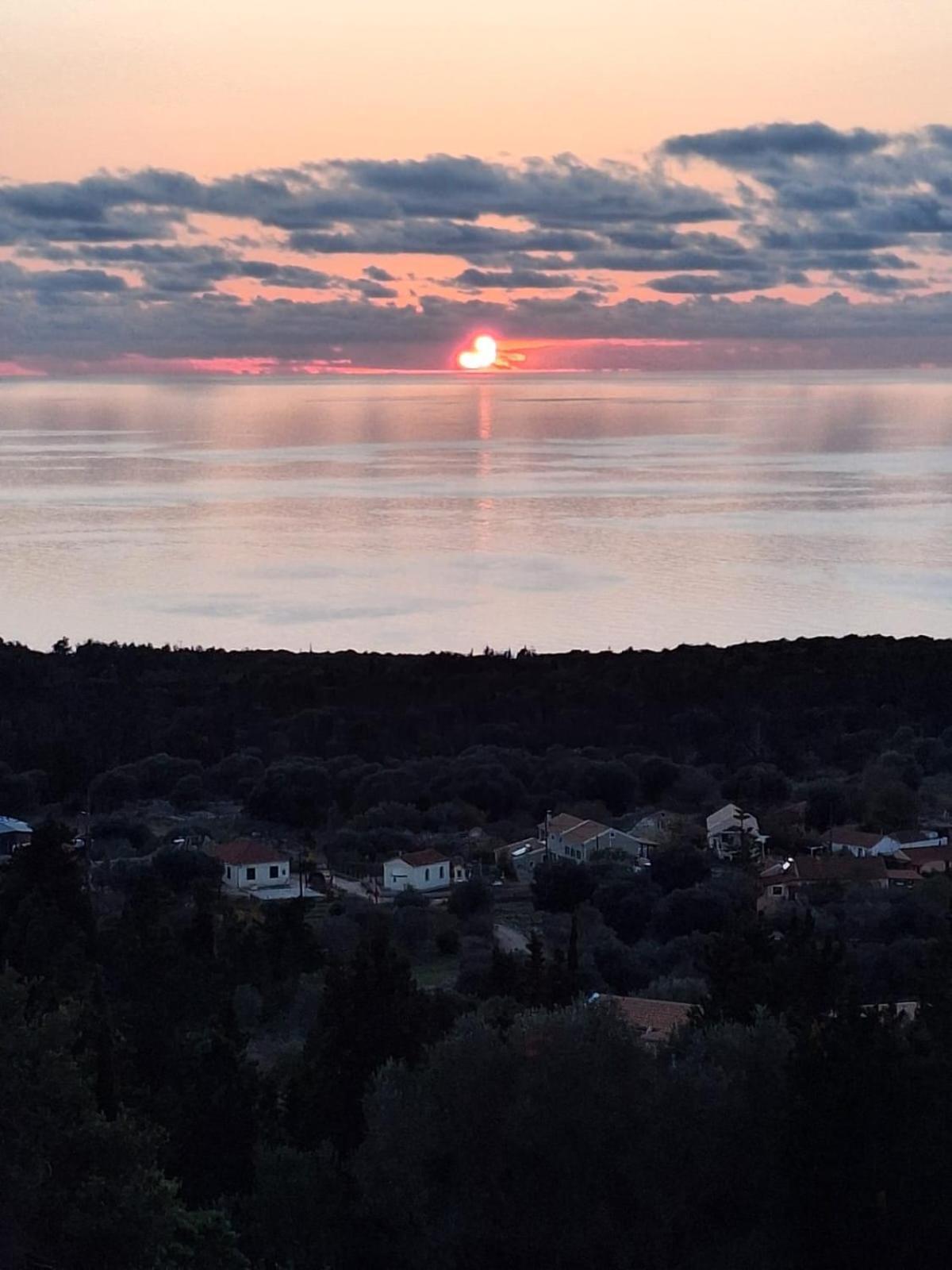 Belle View Hotel - Sea View & Sunset Manganos Экстерьер фото